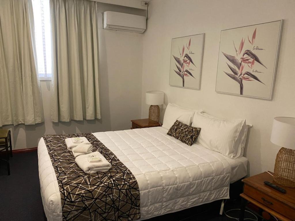 The Esplanade Motel Lakes Entrance Eksteriør bilde